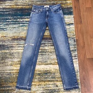 Free People We The Free High Waist Distressed Knee jeans